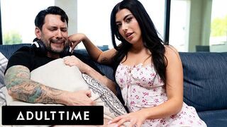 Hot Gal Ritchie hårdt fucked med en stor pik