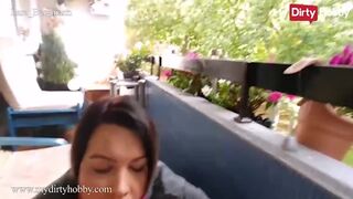 Lara Bergmann 's hot ballet blowjob fucked med en stor pik