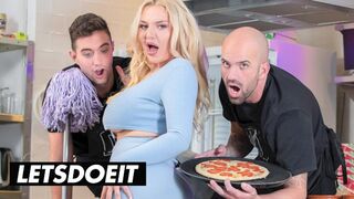 Miss Jackson fucking hot anal med store cool køkken kokke
