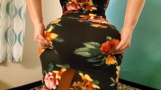 Crystal › en stor-ass milf i et sexrygning hotelværelse