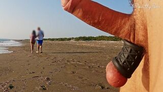 Offentlig strand anal fingering og dicking af luder fisse