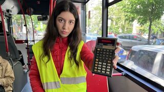 Buschaufføren fangede de narrede passagerer og kneppede ham med sin smag i sprøjt