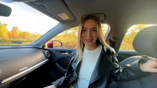 Jeg mødte en lyshåret teenagepige og kneppede hende for hendes hjælp