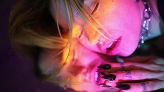Spray og spejle - hus fest bliver skøre fuck