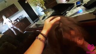 Morgenmad kaffe efter vild fuck og blowjob med en teenager
