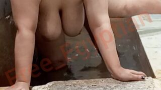 Nat sex med en egyptisk landsby kvinde i badeværelset med høje stønner