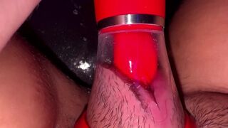 Intensive orgasmer med ekstrem sugning med honningplaybox