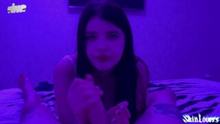 Vild sex i neon lys med teen amatører