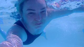 Offentlig wc fuck efter swimmingpool