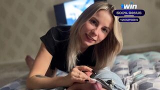 Amatør blonde pige med en stor pik