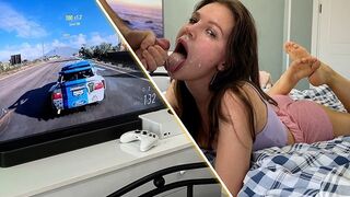 Han spillede Xbox, og så fik han et blowjob