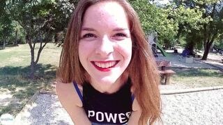 Hot walk 35 grader i regionen med alice, forfriskende slutning i slutningen af videoen