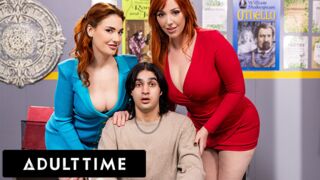 Voksentid præsenterer: Hot Red stedmor og lærer Hot Lesbian Adventure
