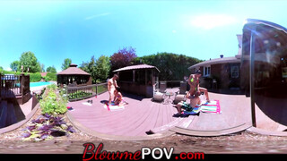 Vr par blowjob oplevelse