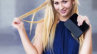 Tracy Lindsays blonde forførelse i et varmt sensuelt spil